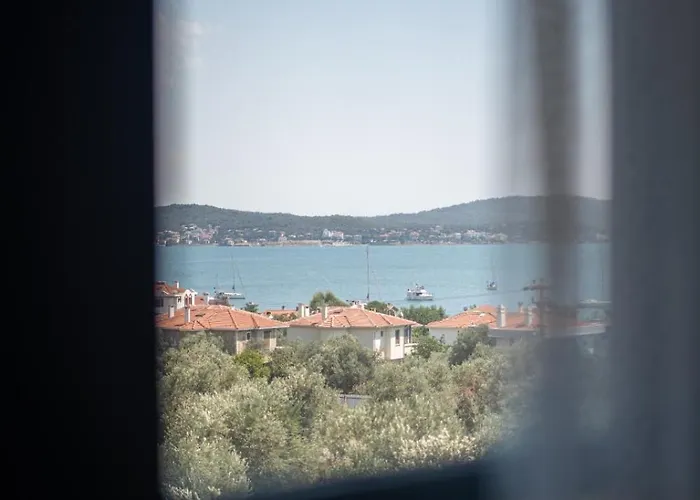 Отель Cunda Fora 3*