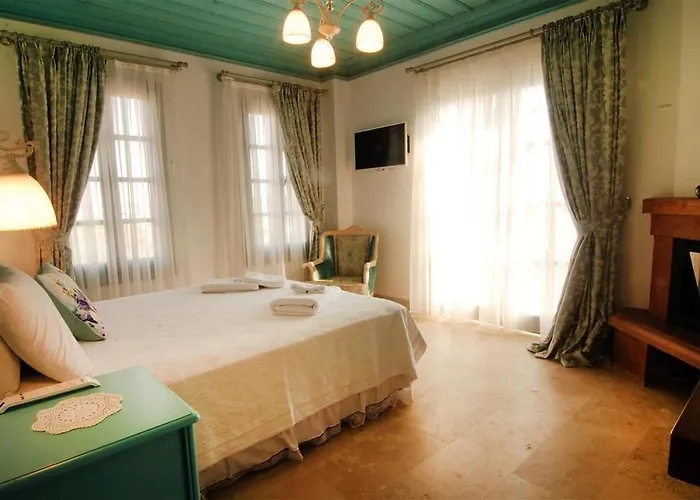 Отель Cunda Fora 3*