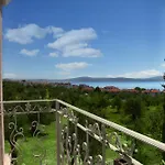 Cunda Fora Ayvalı