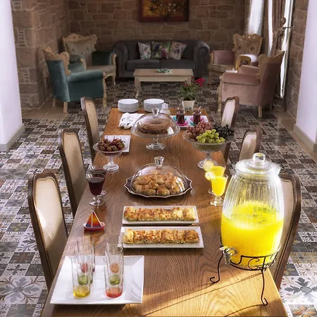Cunda Fora Hotell 3*