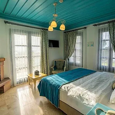 Хотел Cunda Fora