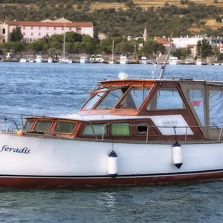 Szálloda Cunda Fora 3*