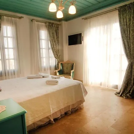 Хотел Cunda Fora 3*